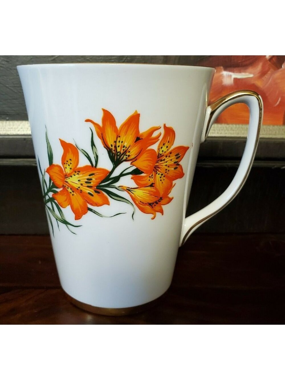 Royal Windsor Prairie Lily Bone China Mug Saskatoon Saskatchewan Gold Trim